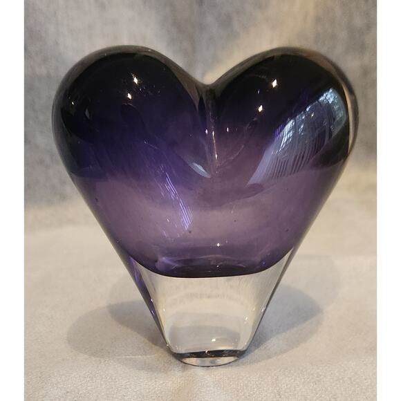 Rosenthal Purple Amethyst Art Glass Heart Bud Vase Paperweight 4” x 4” - Picture 5 of 10